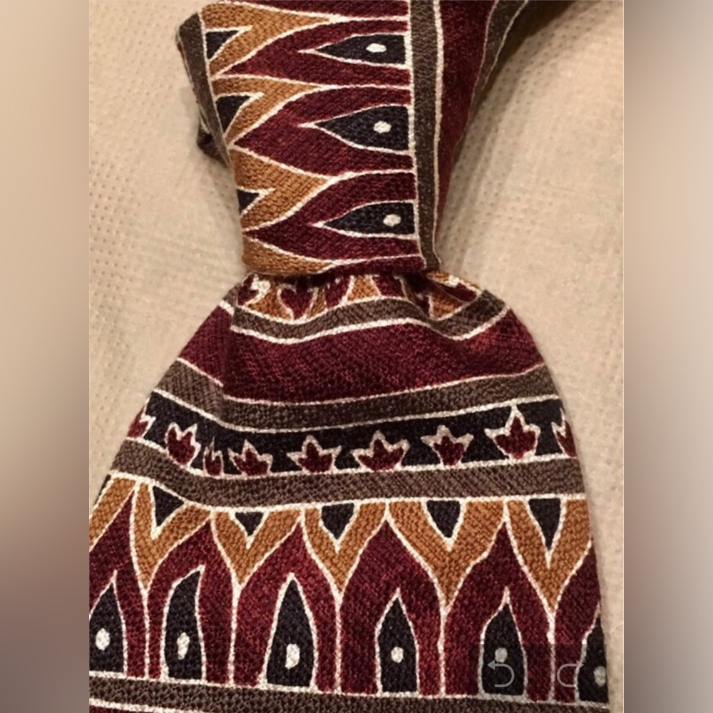 HOT🔥$15! Ike Behar Silk Tie, Primitive Pattern, Italy